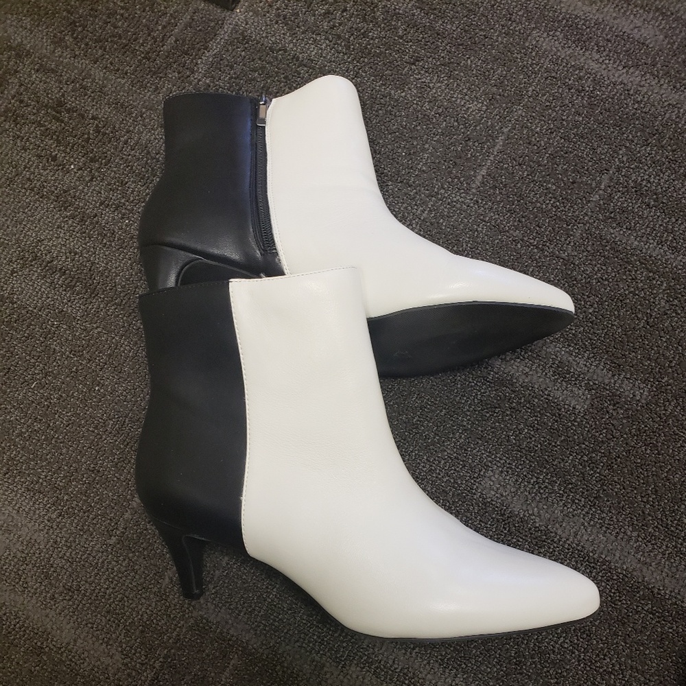Alfani Step 'n Flex Booties Size 11